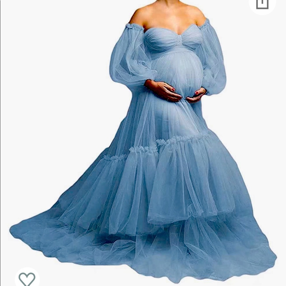 Tulle Maternity dress with lace up corset on back. Never worn!